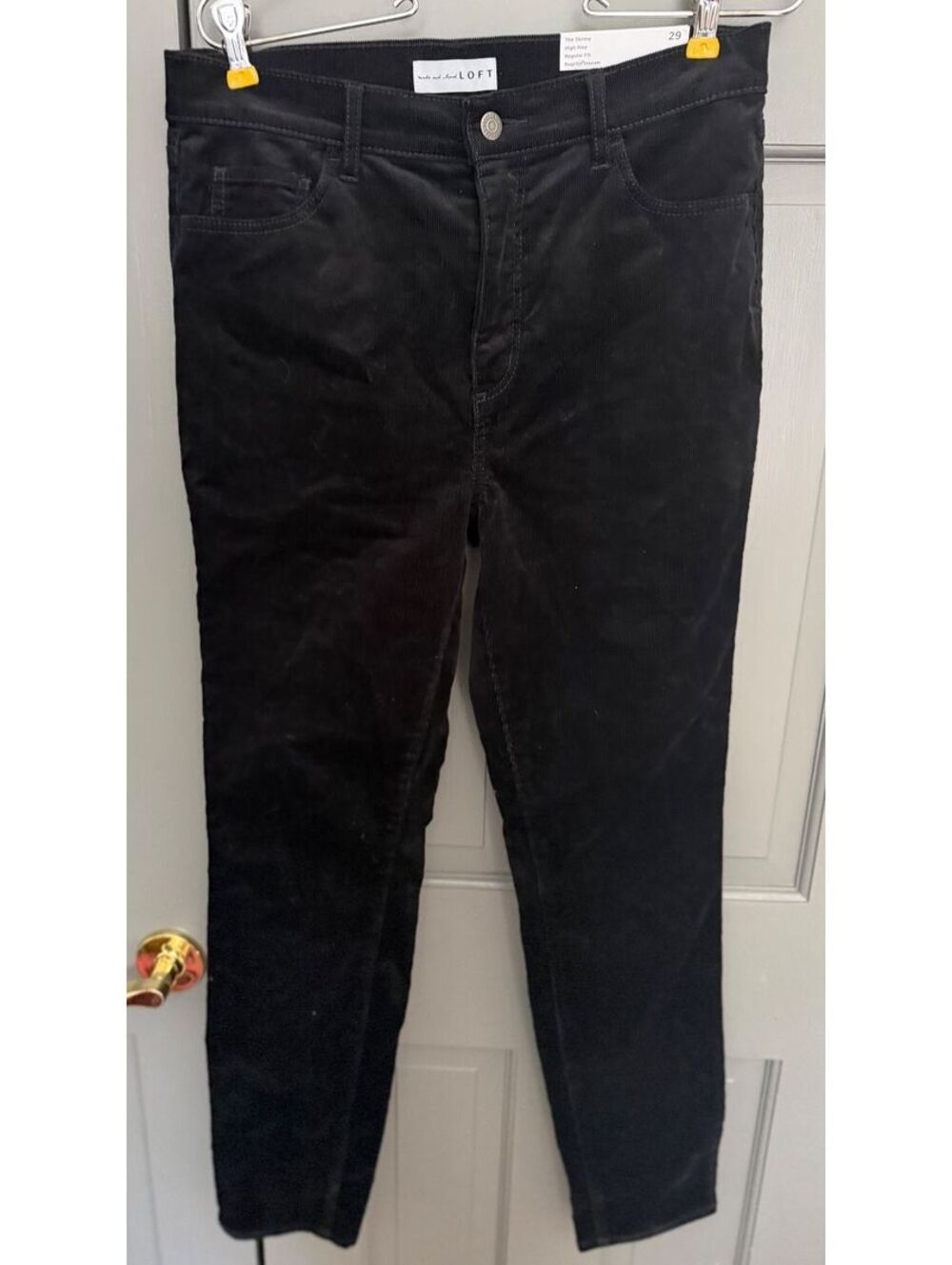 Ann Taylor LOFT Women's .vv vBlack High Corduroy Rise Skinny Jeans Size 29 NWT